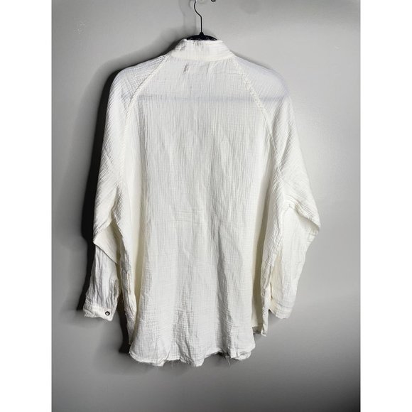 FREE PEOPLE We the Free Summer Daydream Frayed Button Down Shirt WHITE Sz M NWT - Picture 6 of 7